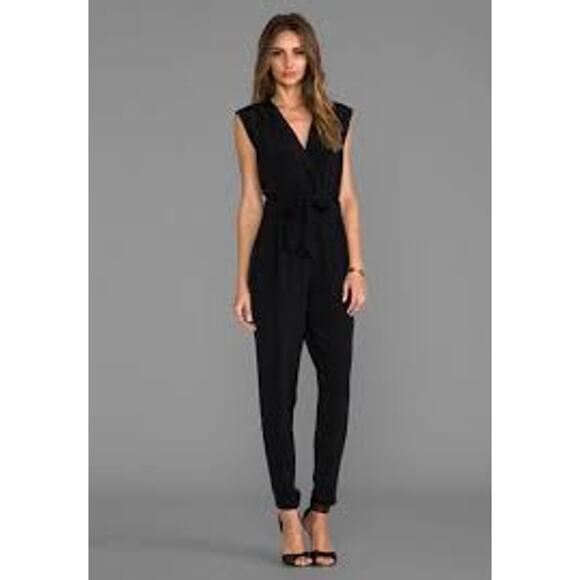 Theory Pavona Elevate Crepe Jumpsuit, Blue, Sexy V Neck, NYE Party, Sz 8 - Picture 1 of 11